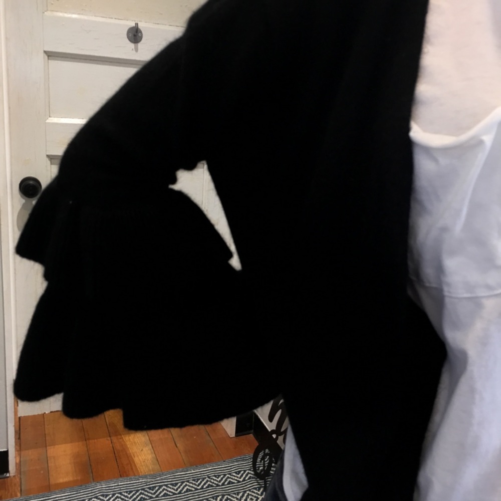 NWT black open cardigan sweater with ruffle sleeve - Picture 4 of 8